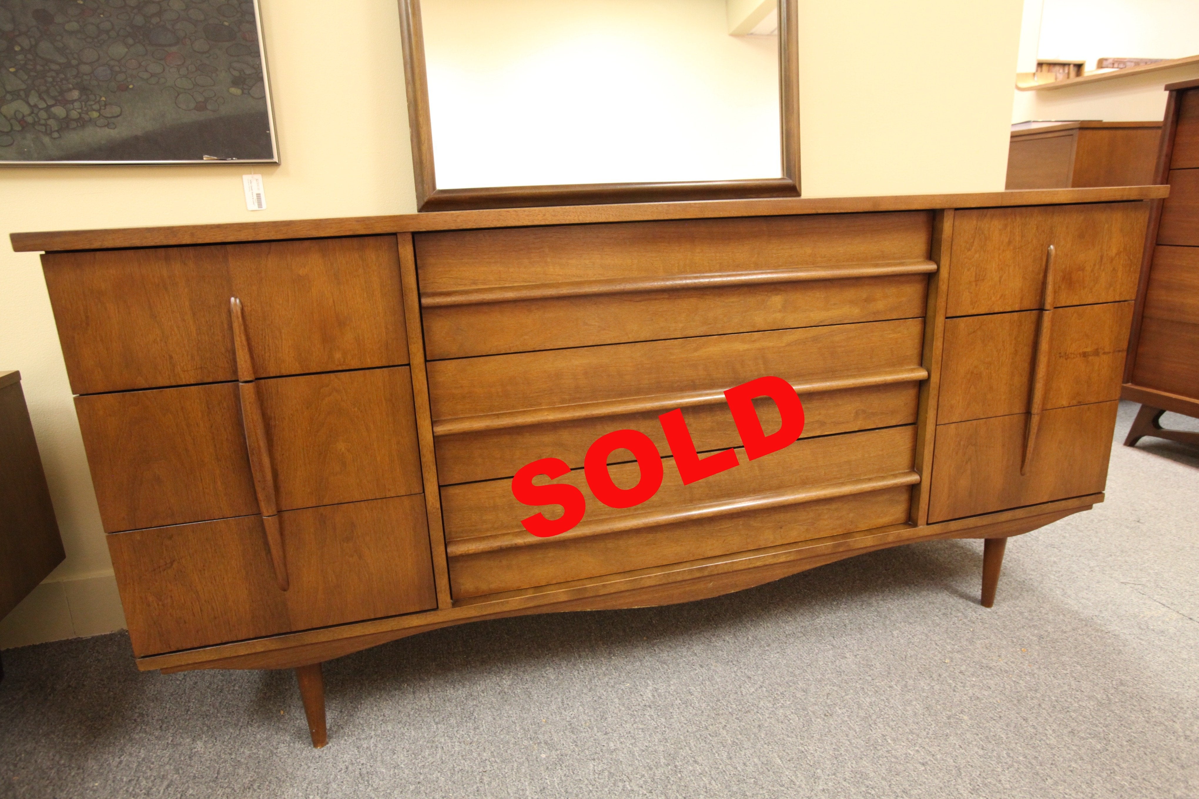 Peppler S Vintage Mid Century 9 Drawer Walnut Dresser W Mirror 66