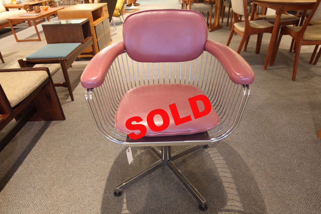 Vintage Faultless Doerner Swivel Chair Pink Consign Design