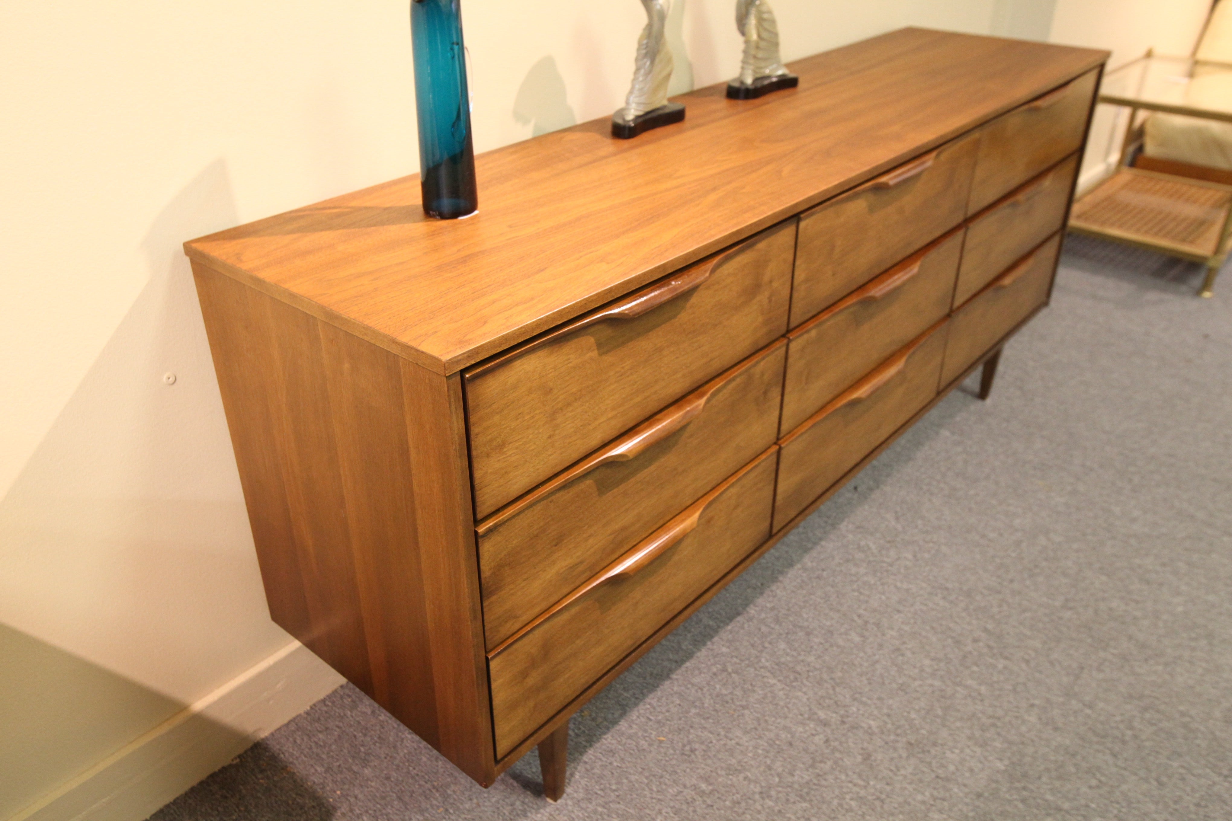 Mid Century Walnut 9 Drawer Dresser (72"L x 18"D x 31"H) Consign