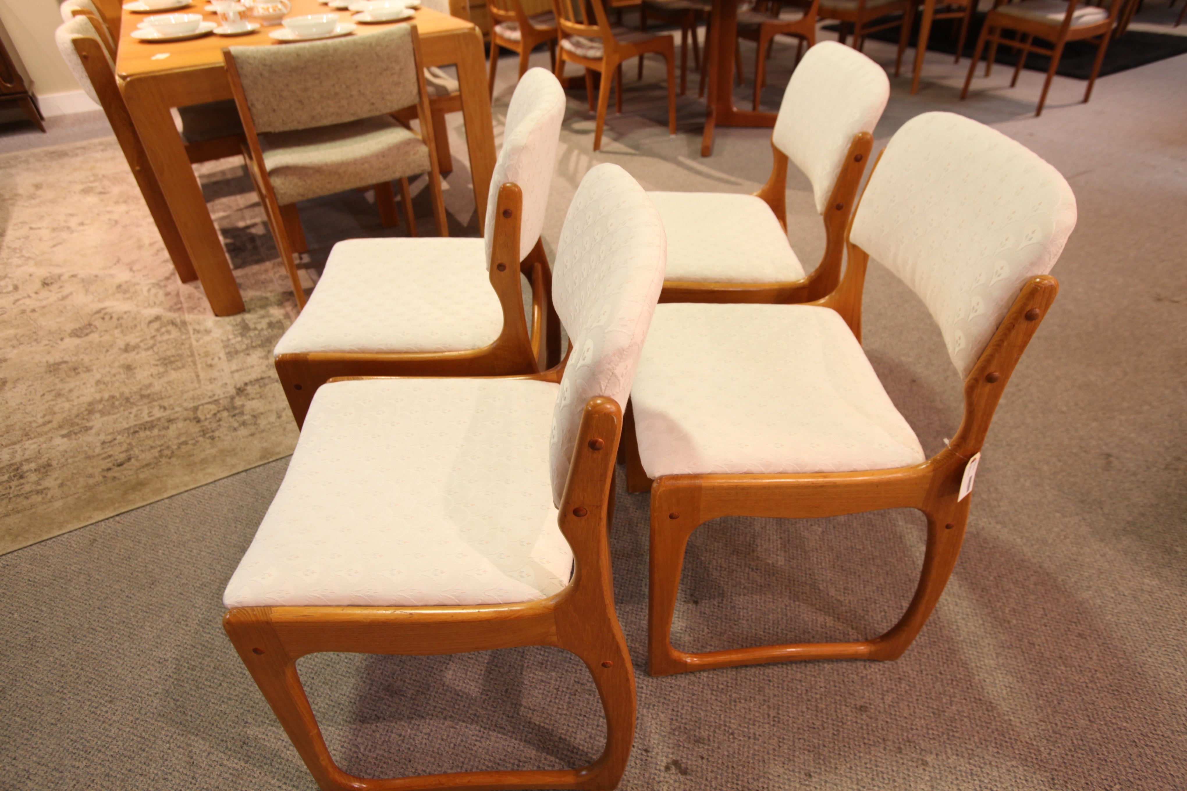 scandinavian dining room chairs teak