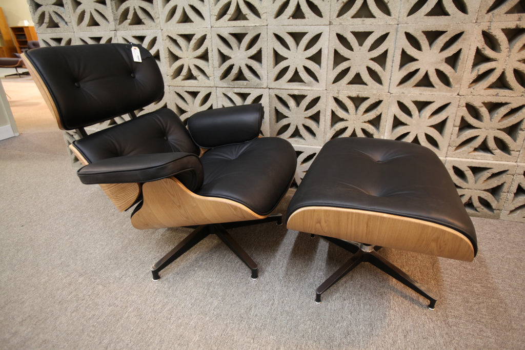 Eames Replica Leather Lounge Chair and Ottoman (Blk Leather / Ash Wood