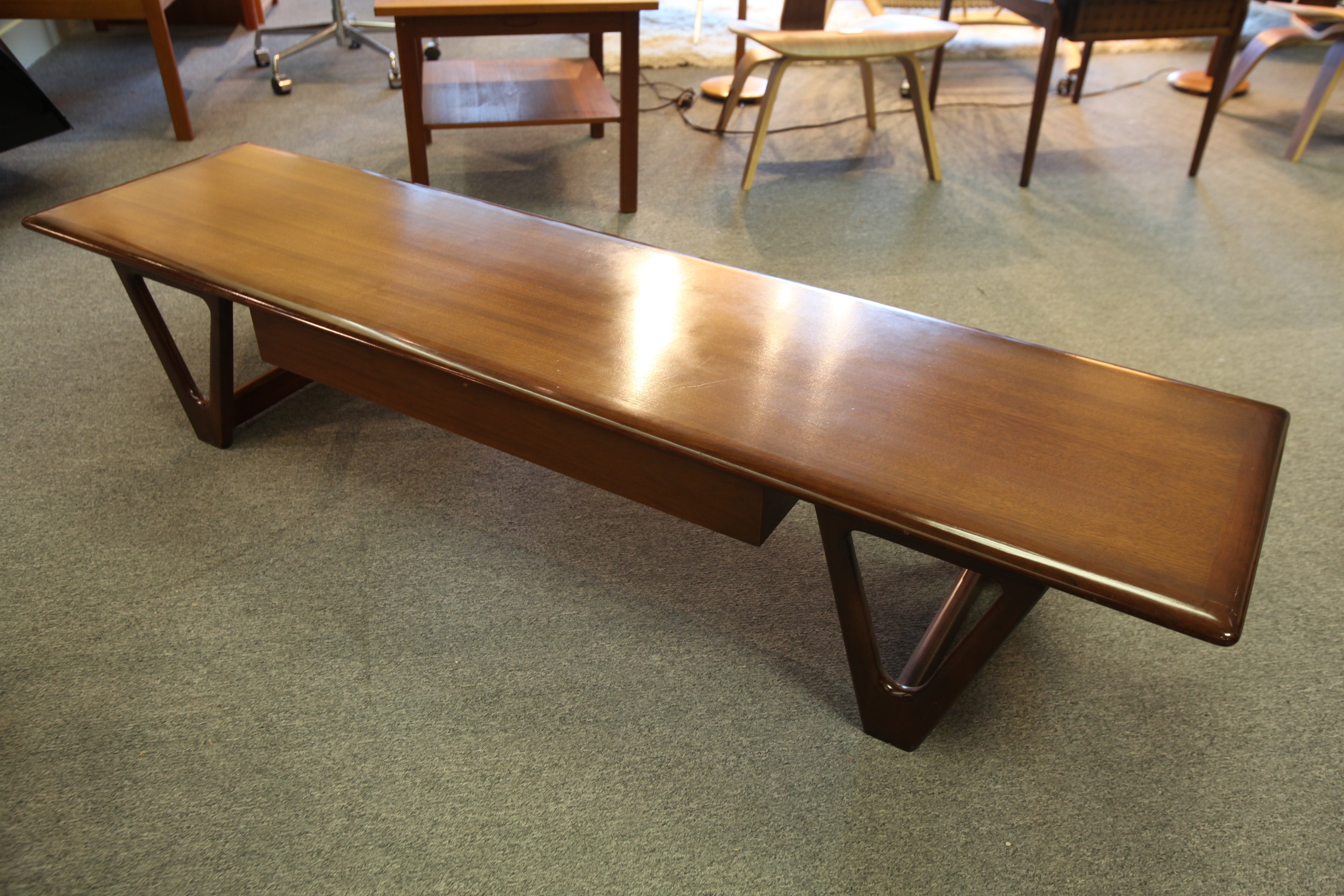 Beautiful Vintage Lane Walnut Coffee Table w/ Drawer (70"L x 18"W x 13