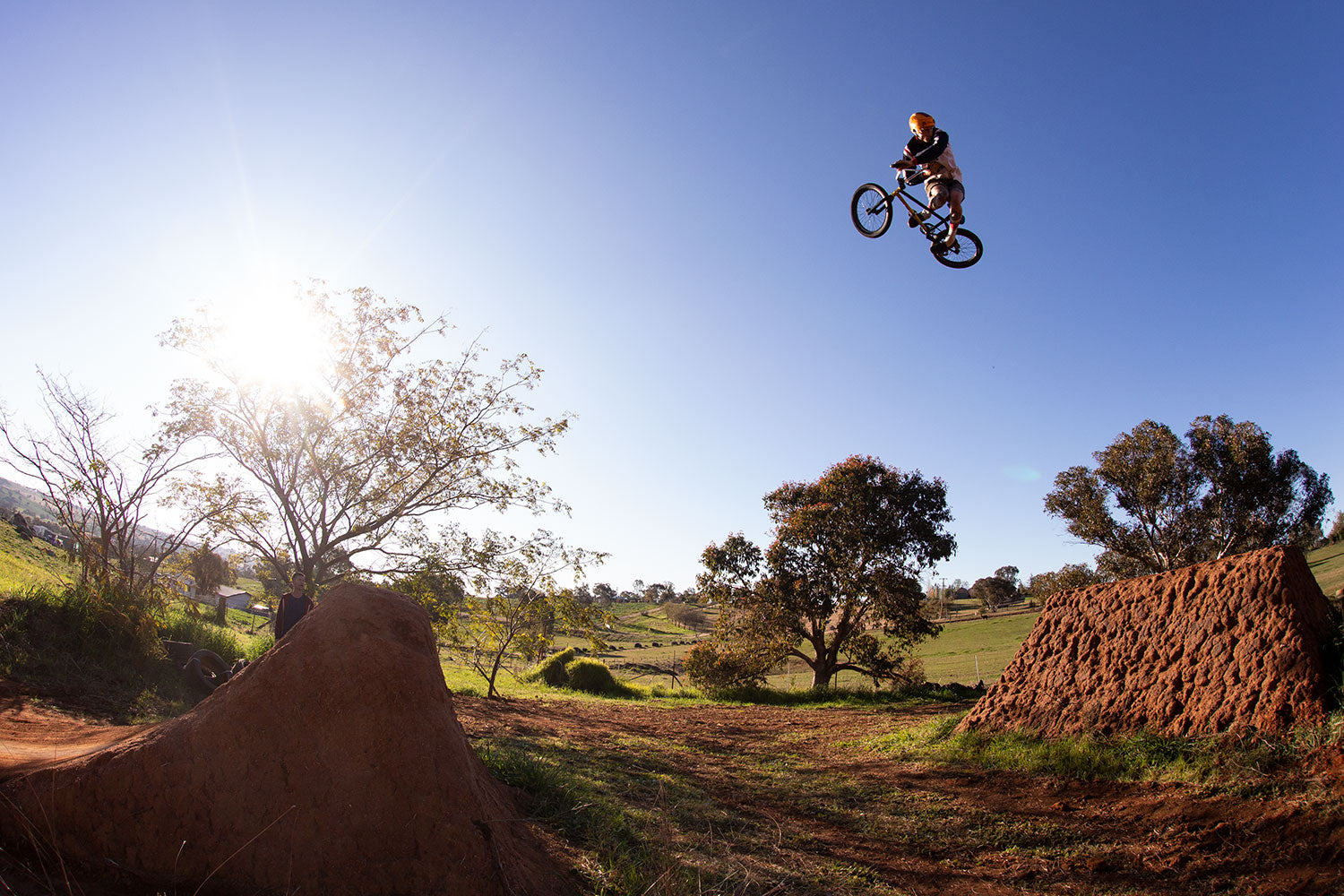 Jonny Mackellar 360 table bmx trails