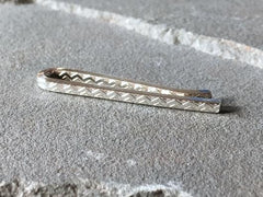 Chevron Slide Tie Bar