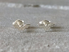 Wonder Woman Stud Earrings | Silver Sculptor