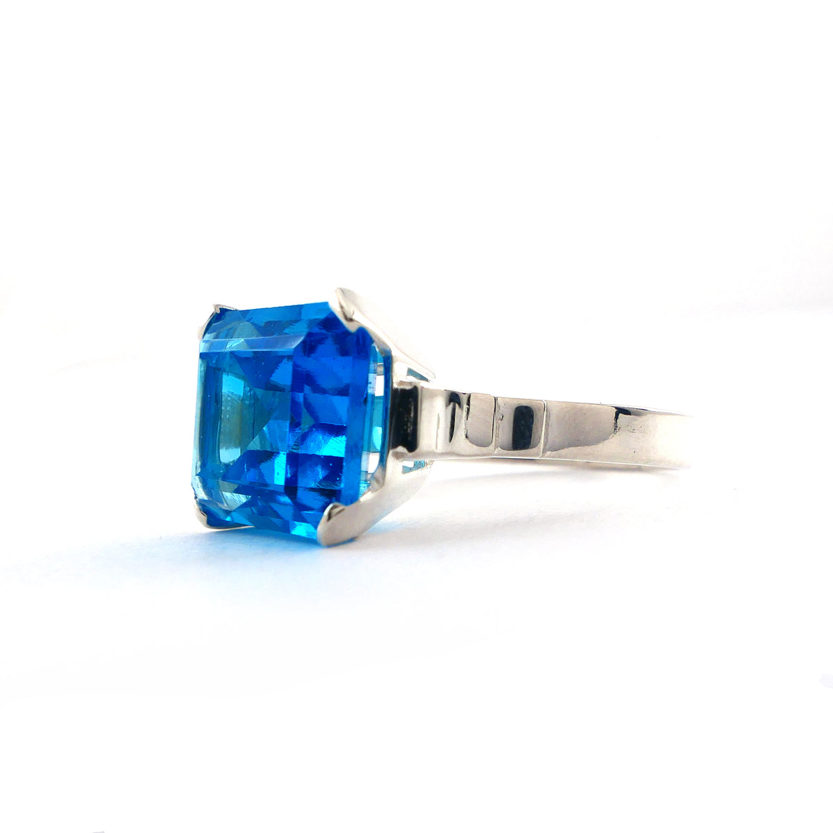 Sterling Silver Blue Toaaz Ring