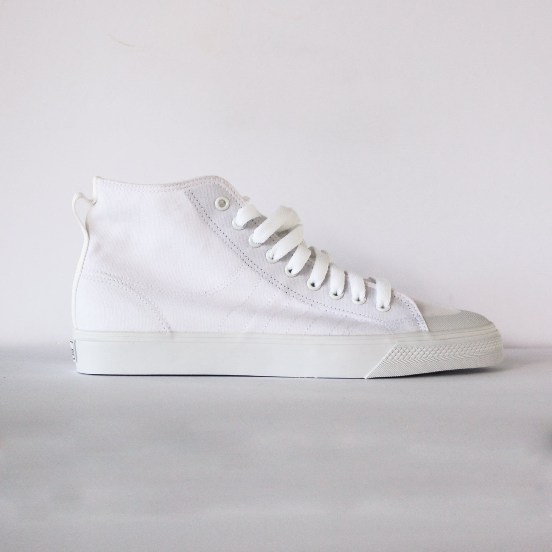 adidas nizza hi white