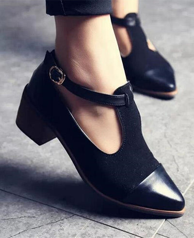 pointed buckle shoes