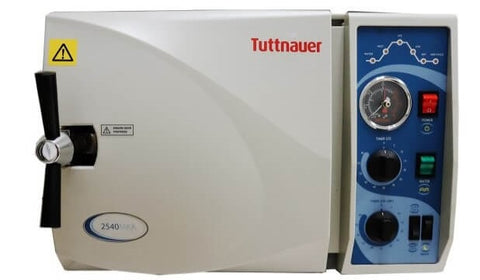 Picture of a manual autoclave for demonstration purposes 