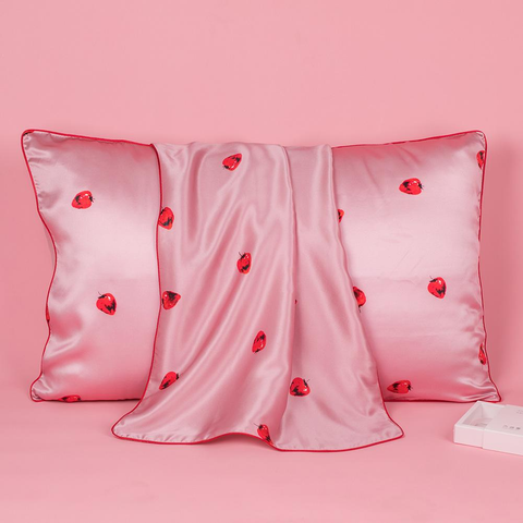19 Momme Strawberry Zipper Silk Pillowcase
