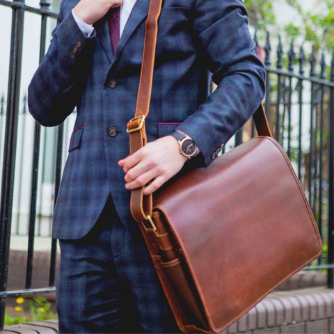 Man-bag 101 - A guide to choosing the right style for you – Niche Lane