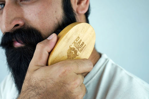 Beard brush