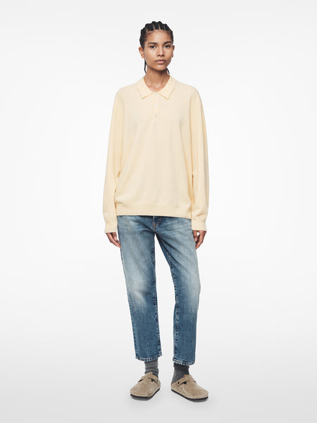 Shorty in Light Worn