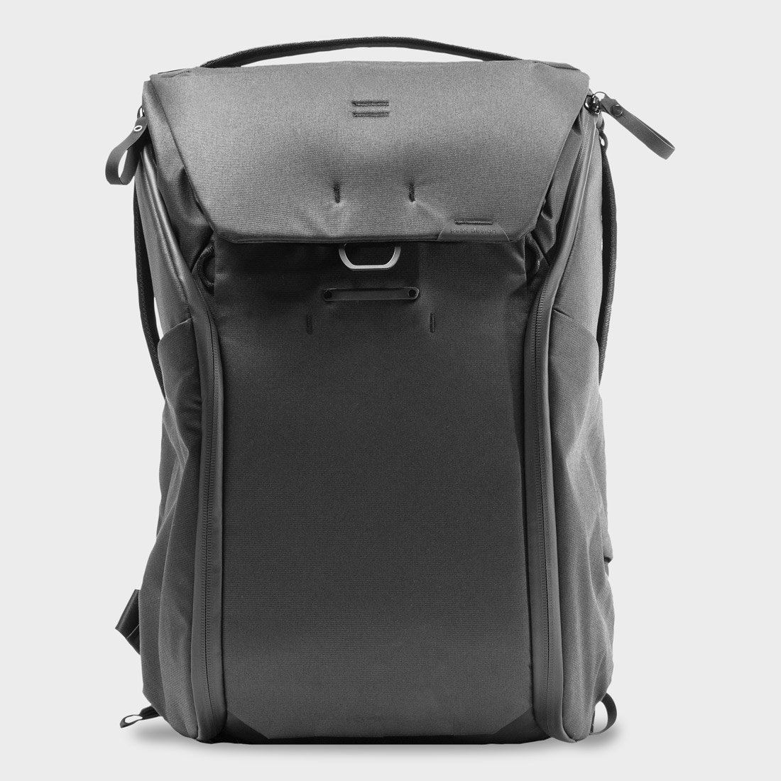 peak design luggage