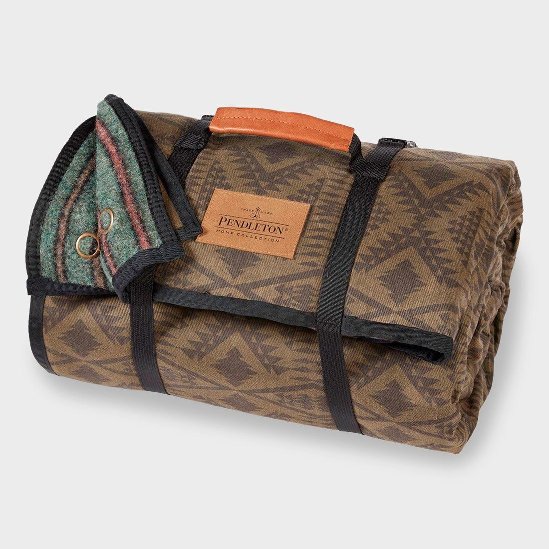 Download Pendleton Yakima Roll Up Camp Blanket Hemrich Stripe - Wayward