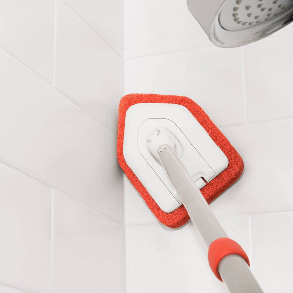 https://cdn.shopify.com/s/files/1/1710/5145/products/12126100-OXO-Good-Grips-Extendable-Tub-And-Tile-Scrubber-Lifestyle_600x.jpg?v=1659524951