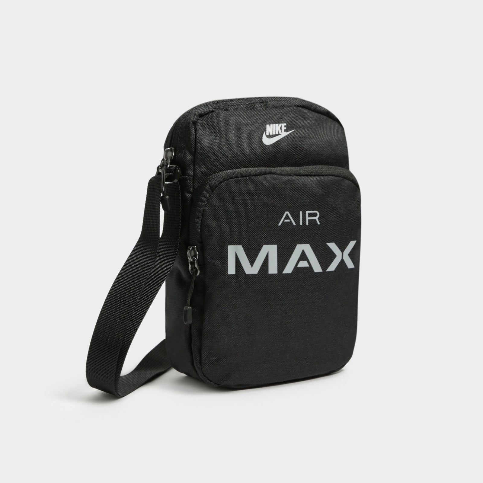 Nike Air Max Small Items Bag in Black 