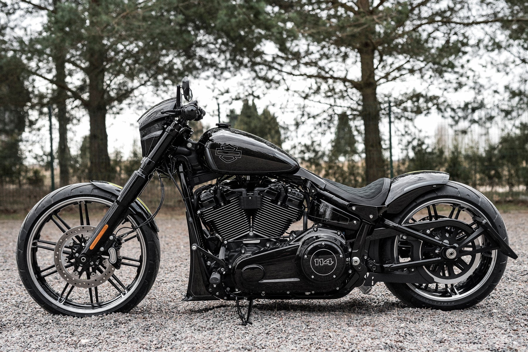 softail breakout custom