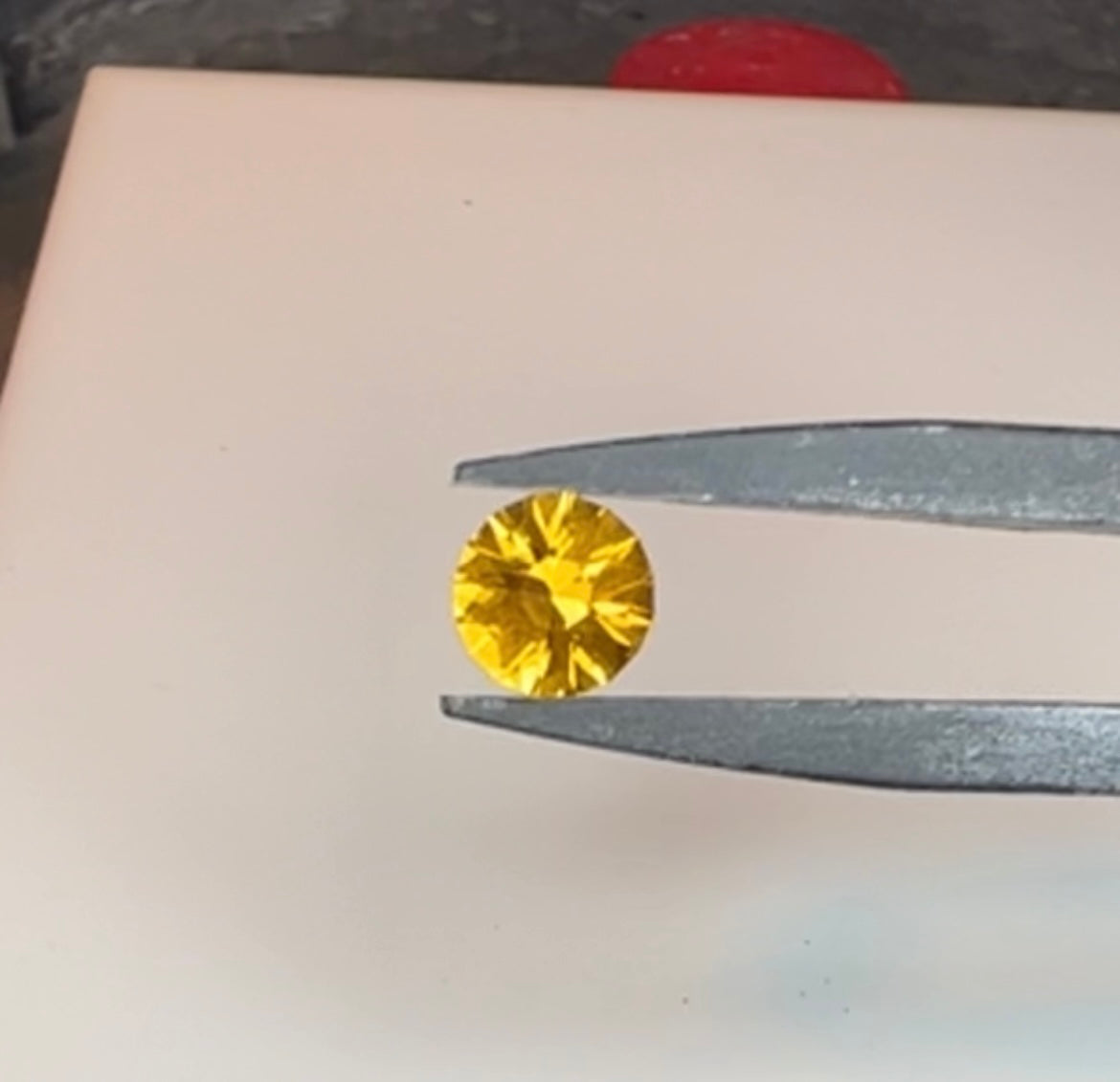 Gold Beryl (Helidor) 1.35 cts