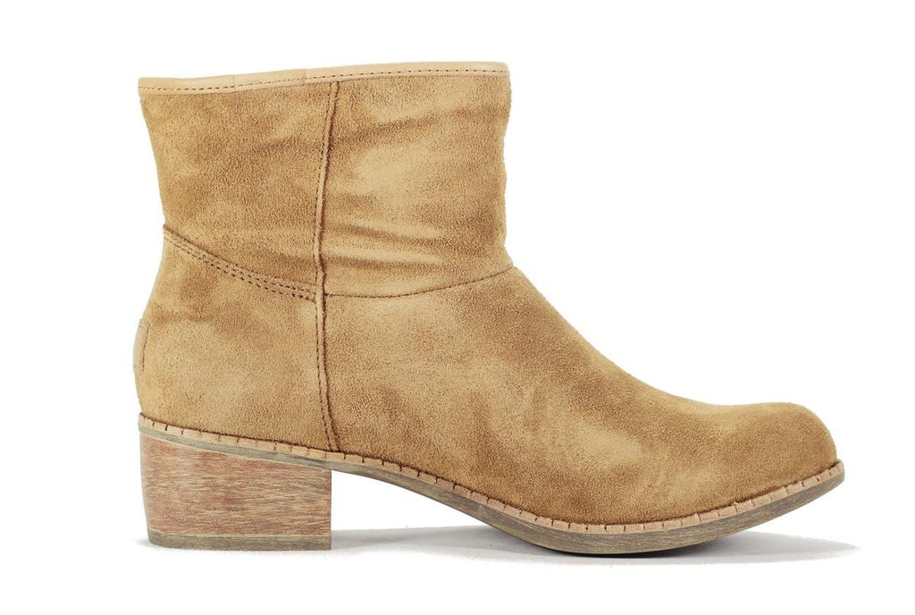 ugg darling boots