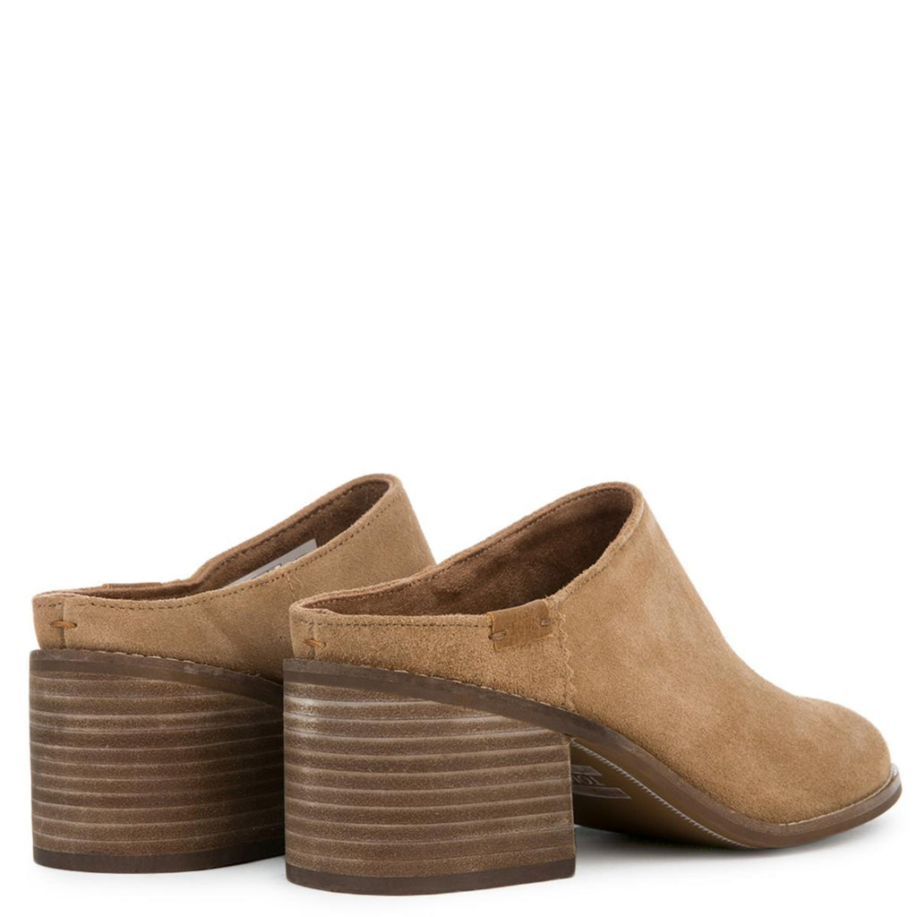 toms leila mule