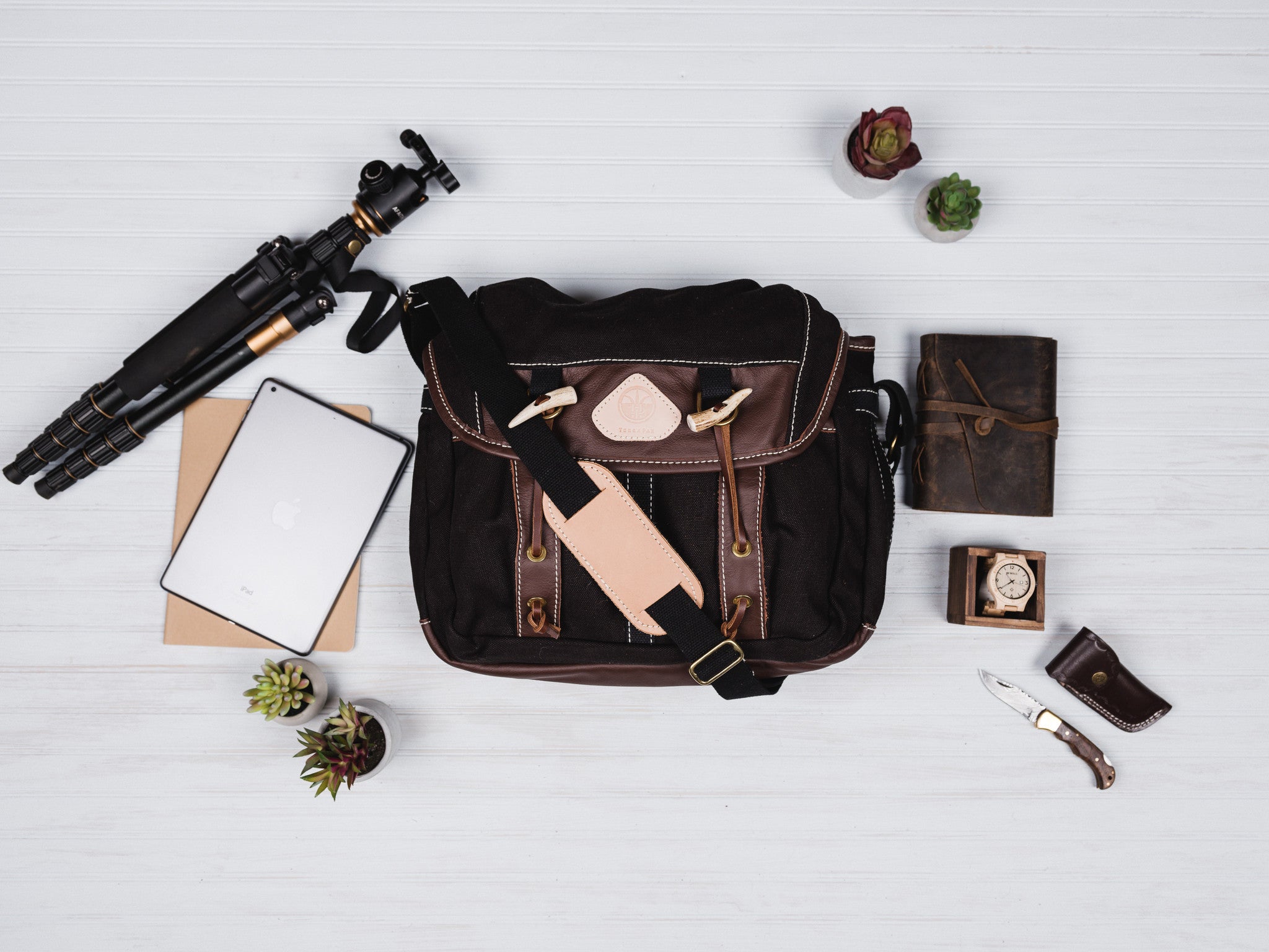 sustainable messenger bag