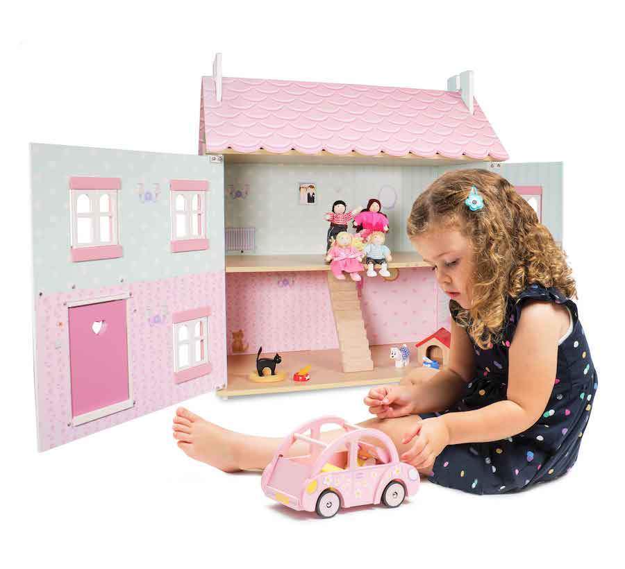 le toy van sophie's doll house