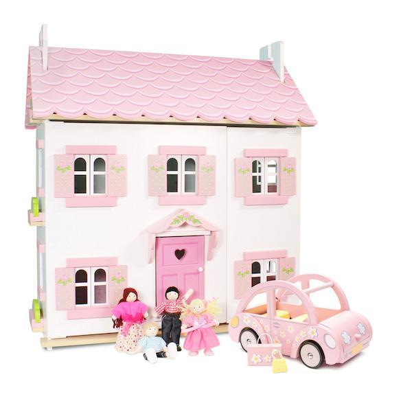 sophie's doll house