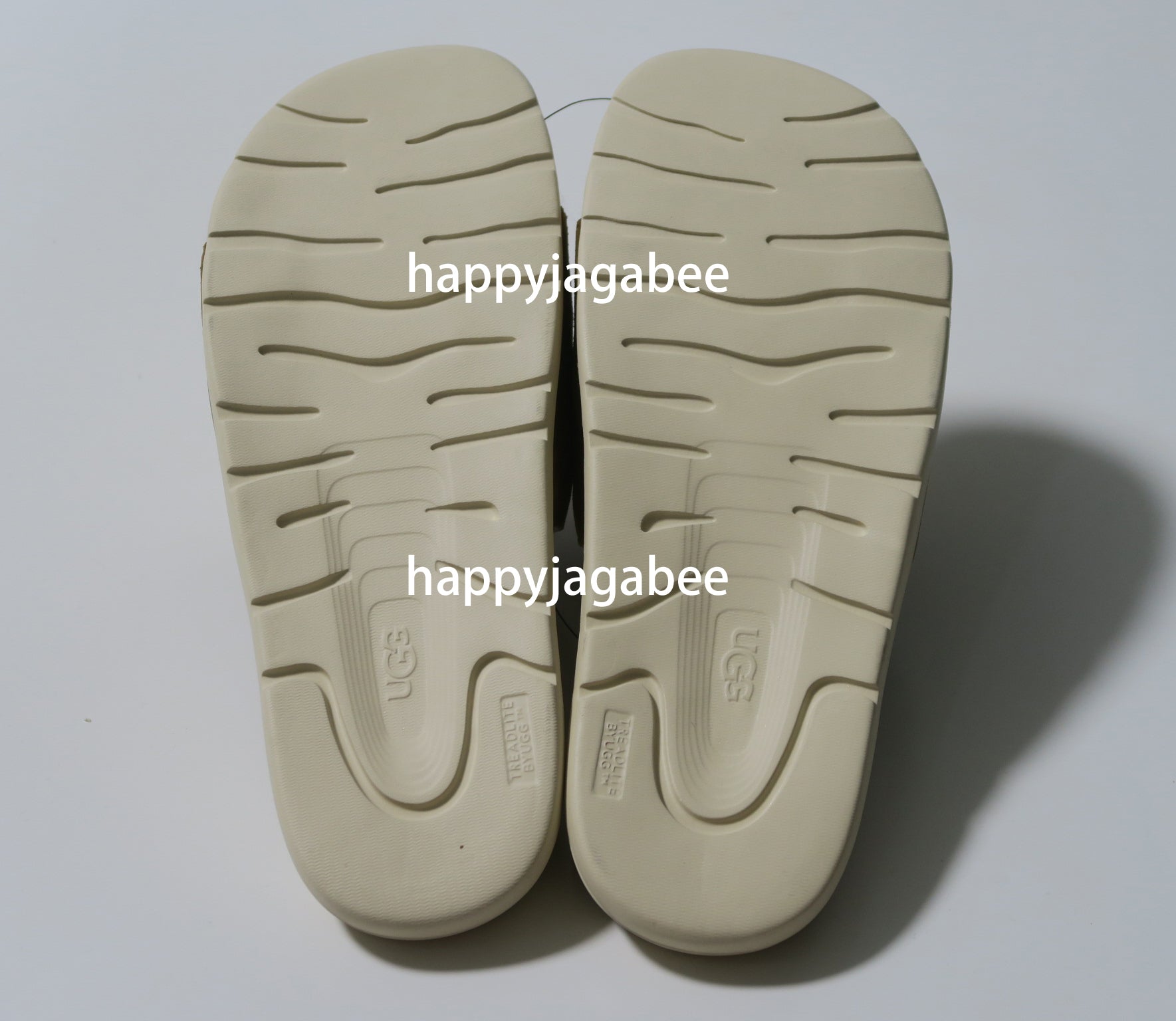 a bathing ape slippers ugg