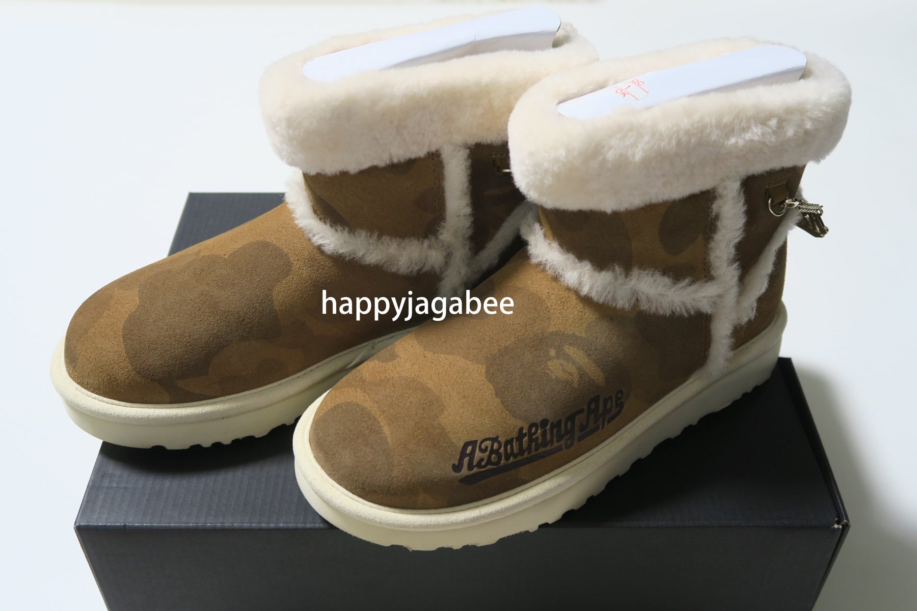 クリアランス最安】 完売品 UGG × BAPE CLASSIC MINI 23cm gfgd.adv.br