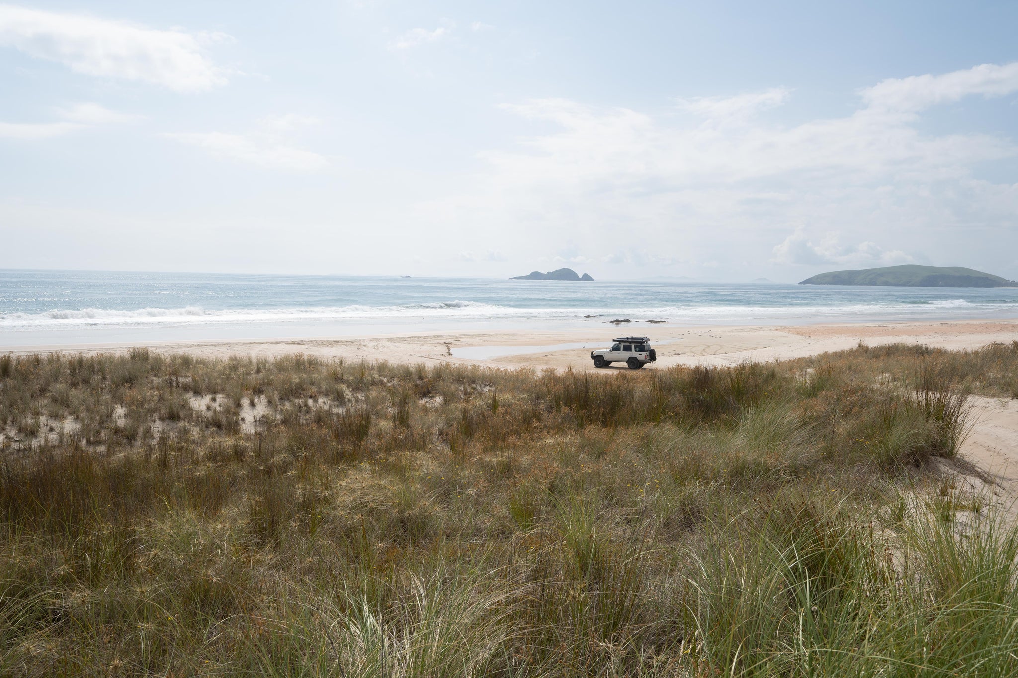 Remote 4wd beach with Landcruiser 76