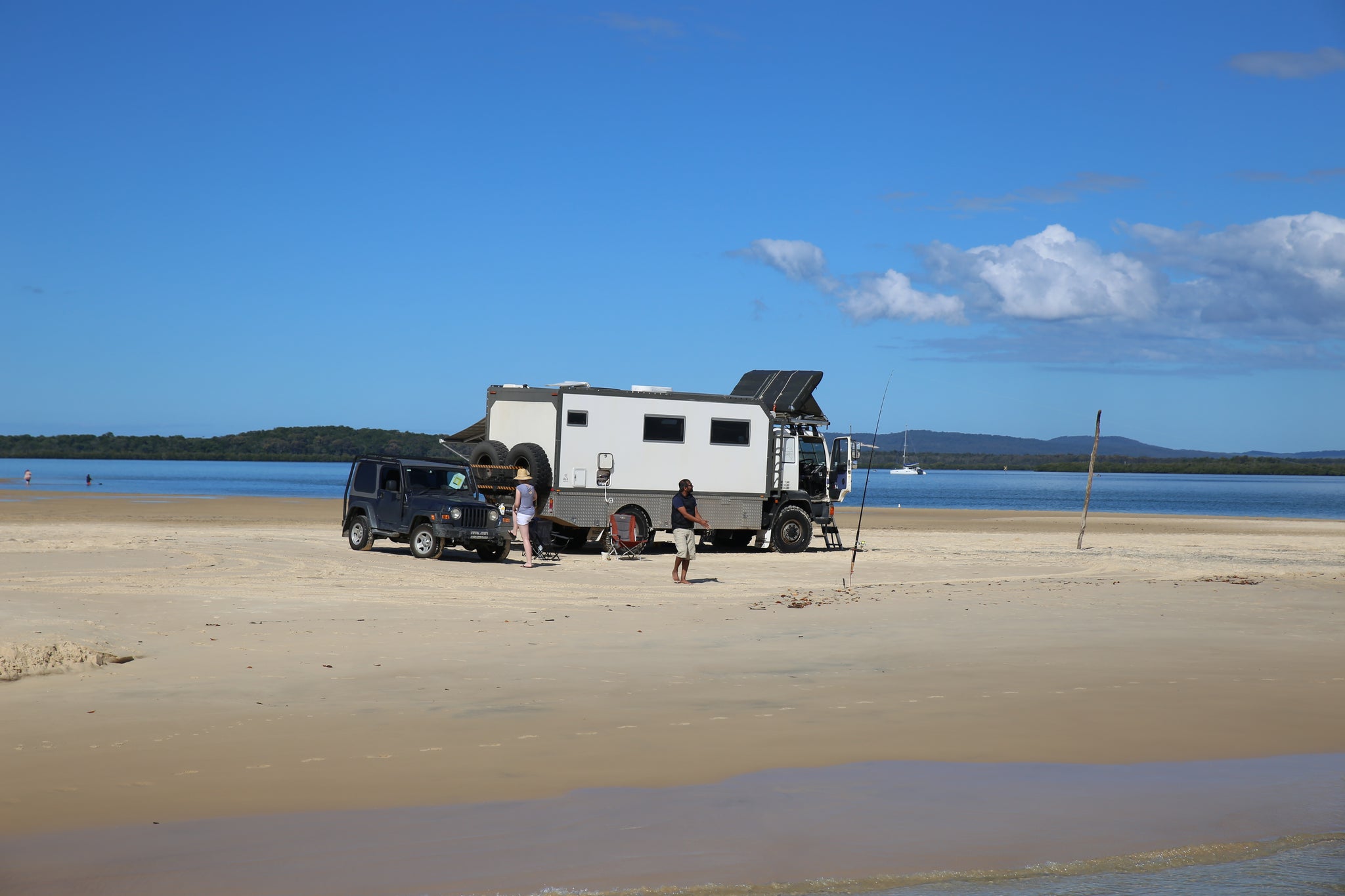 Rainbow beach 4wd truck