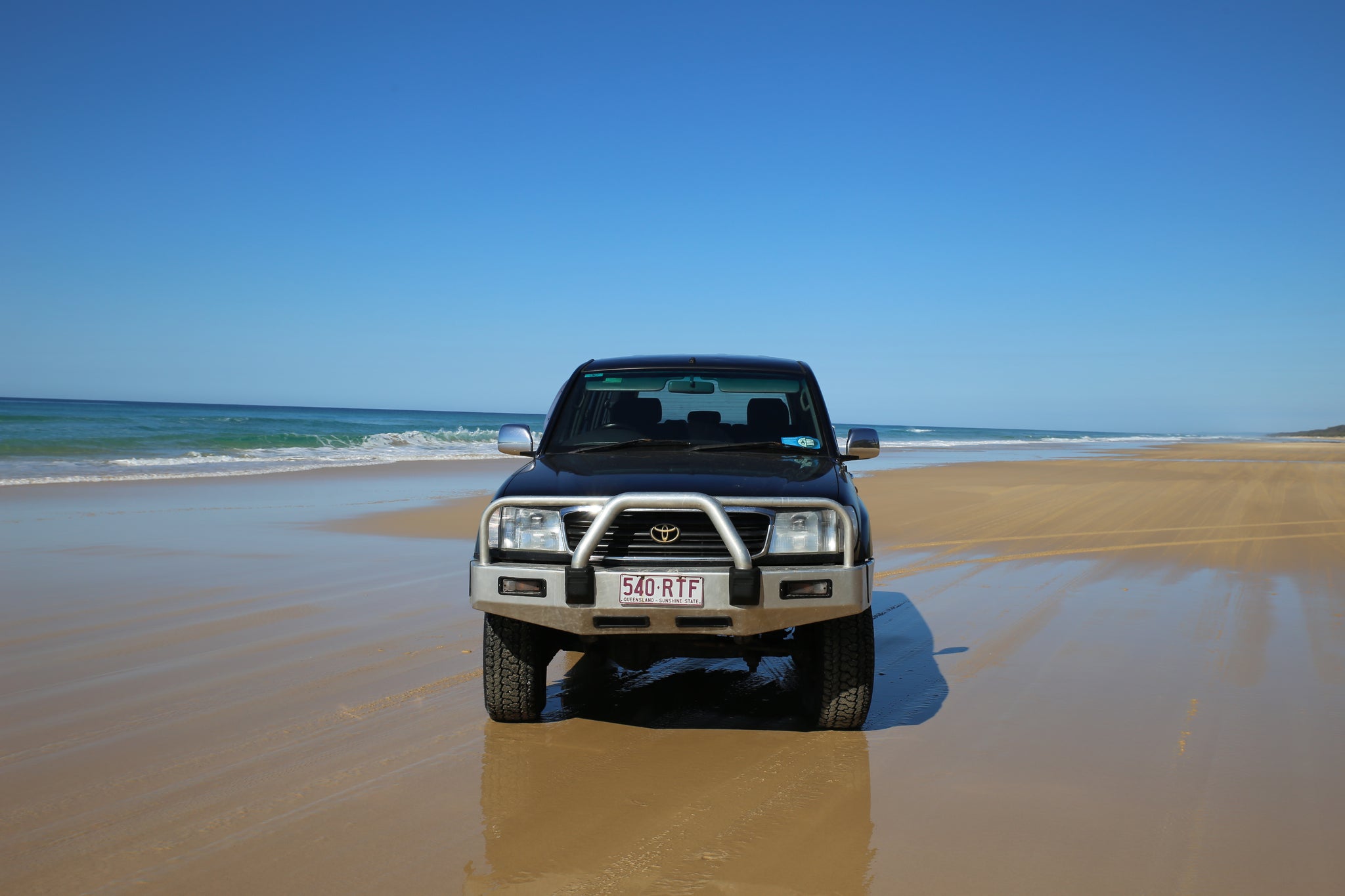 Fraser Island beach with Landcruiser 100