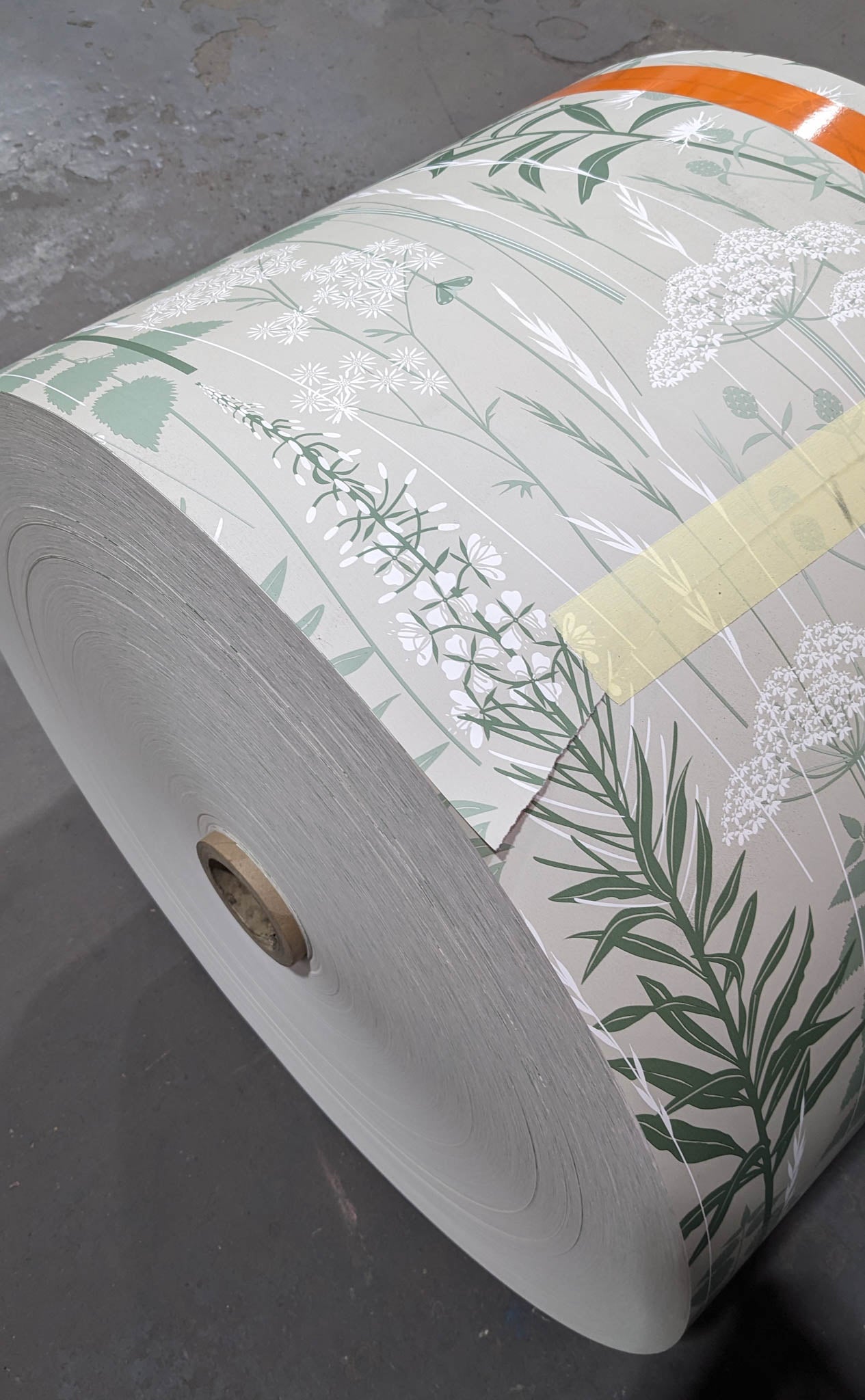 150 metre roll of wallpaper