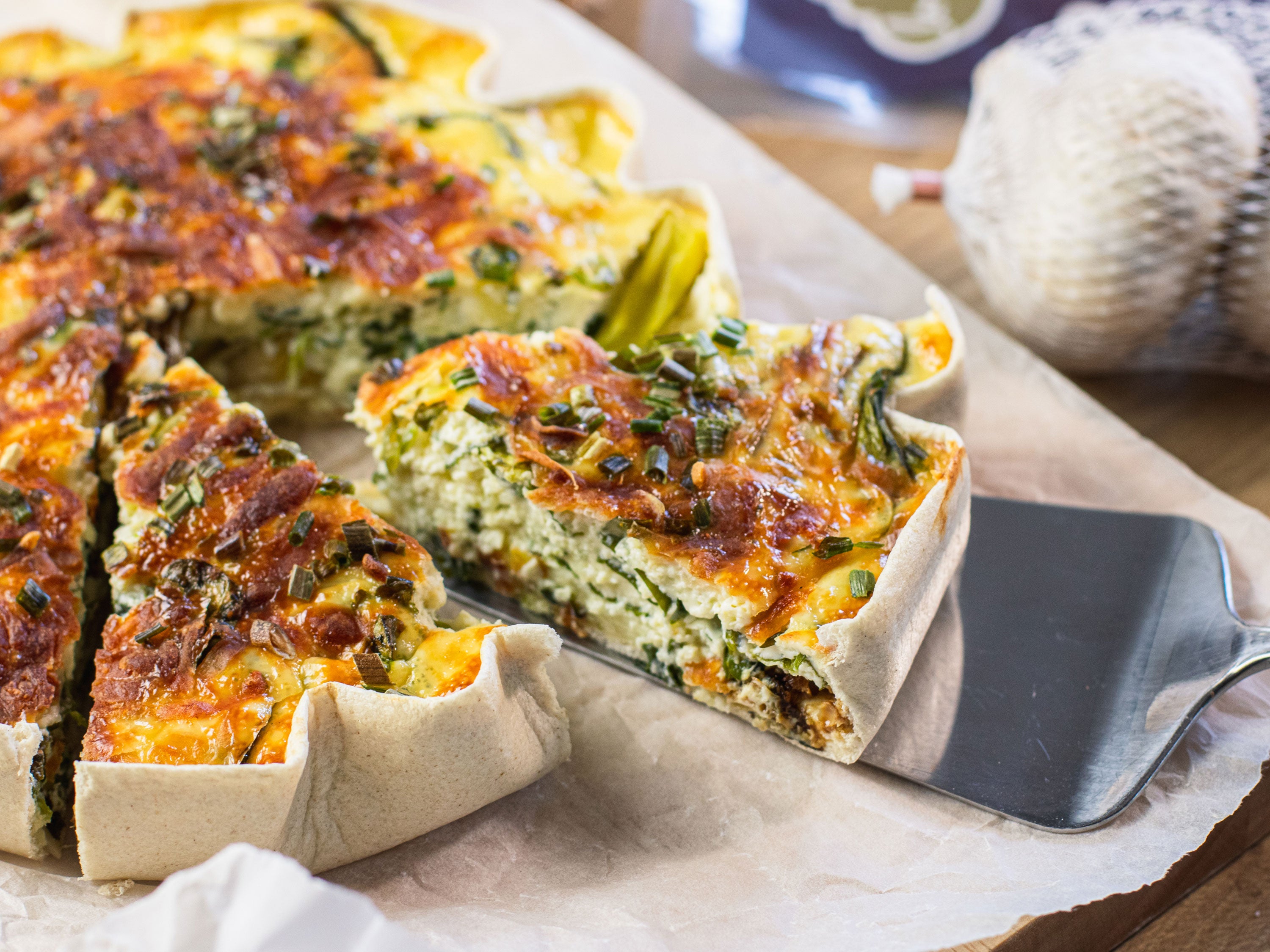 Low Calorie Caramelised Garlic Quiche – Lo-Dough