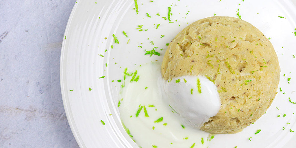 Low-Carb Coconut & Lime Mug Cake