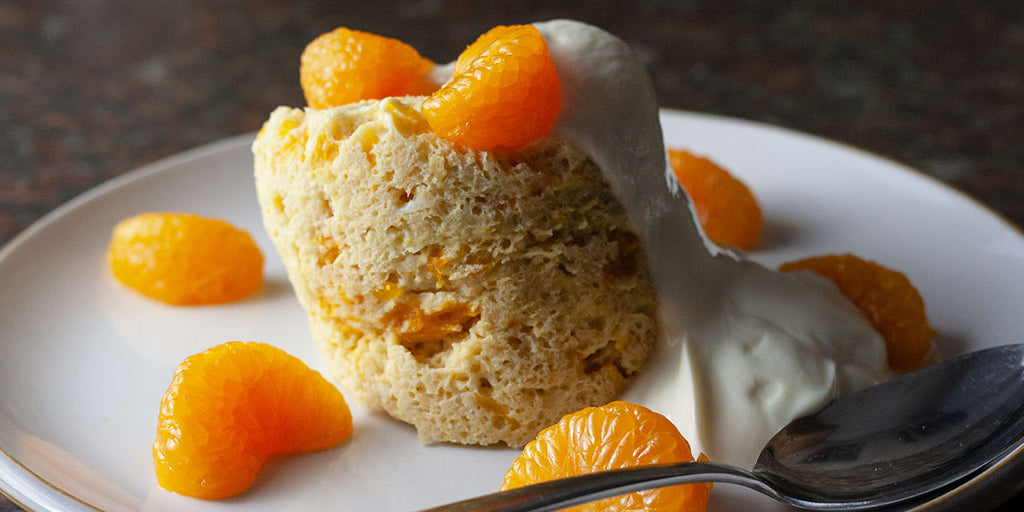 Low-Calorie Mandarin Mug Cake