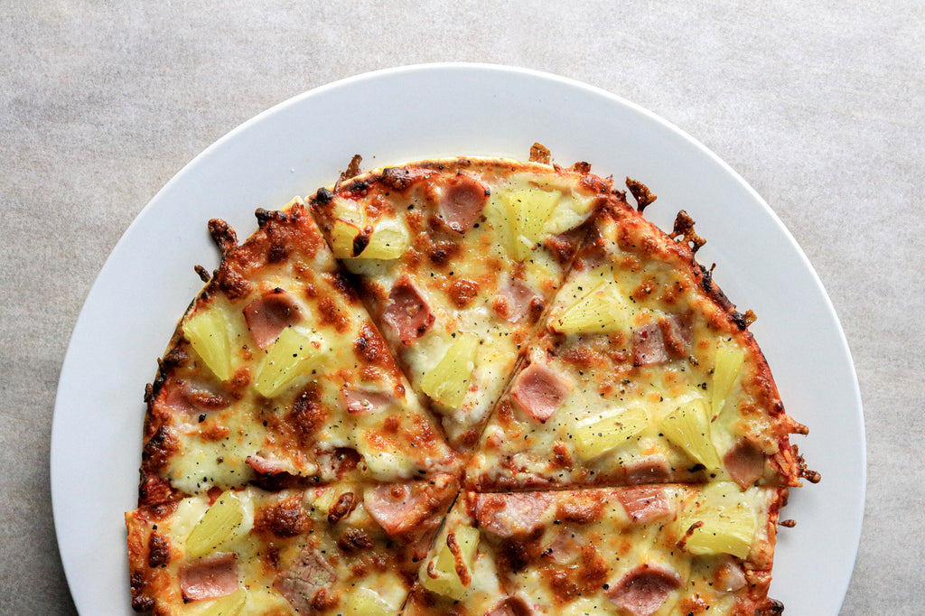 ham and pineapple pizza