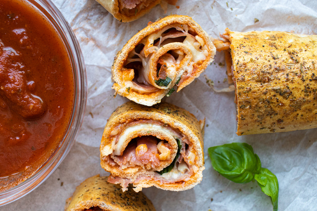 Low carb pizza rolls