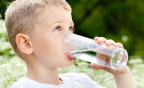 Why To Use Reverse Osmosis System For Drinking Instead Of Bottled Water