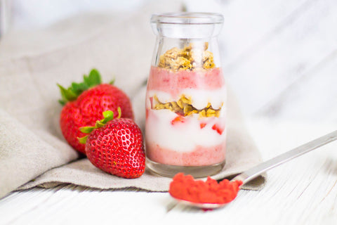 vegan strawberry parfait recipe