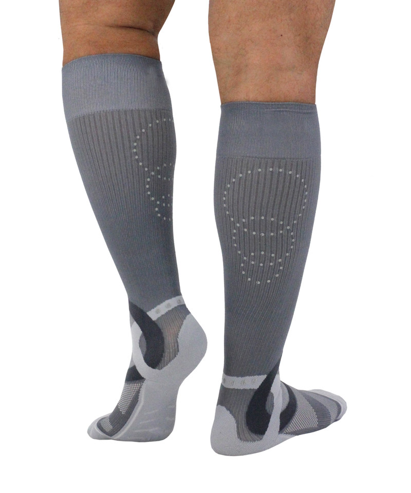 atn-sportsedge-socks-steel-grey-men-s-atn-compression-socks-more