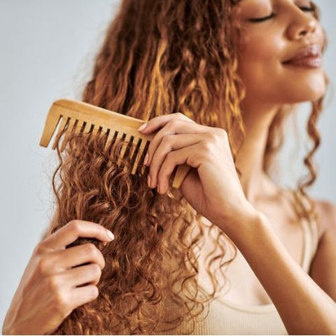 how to brush curly hair