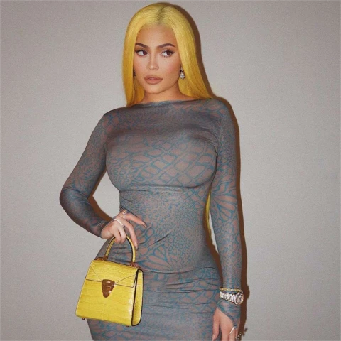 Kylie Jenner Yellow Wig