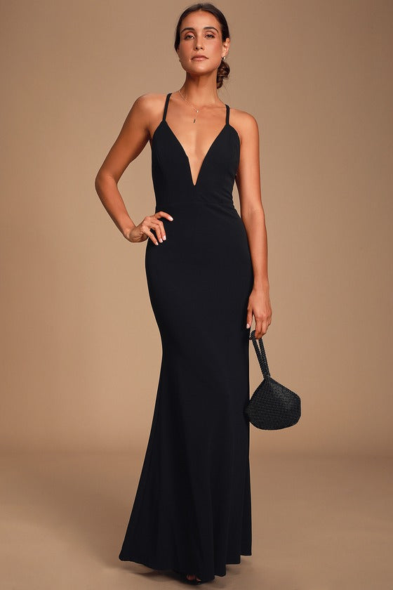 black sleeveless maxi dress