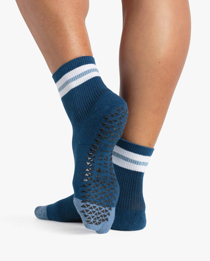 ankle grip socks