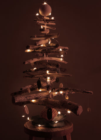 Driftwood Christmas Tree with Lights | scooms