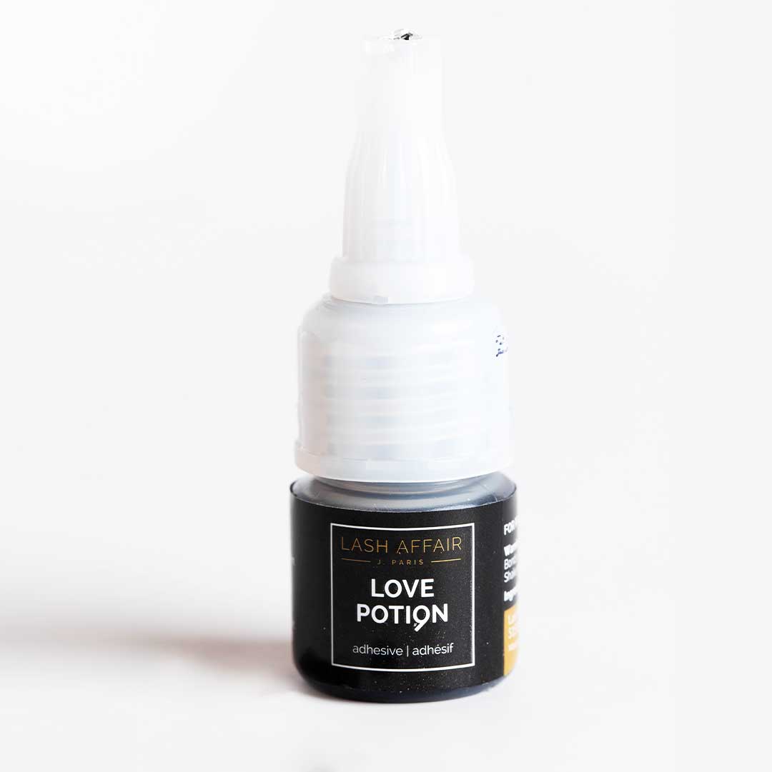 Image of Love Potion #9 | High Humidity Lash Adhesive