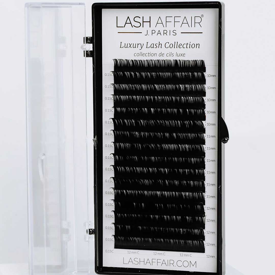 Image of Luxury Classic Lash Extensions