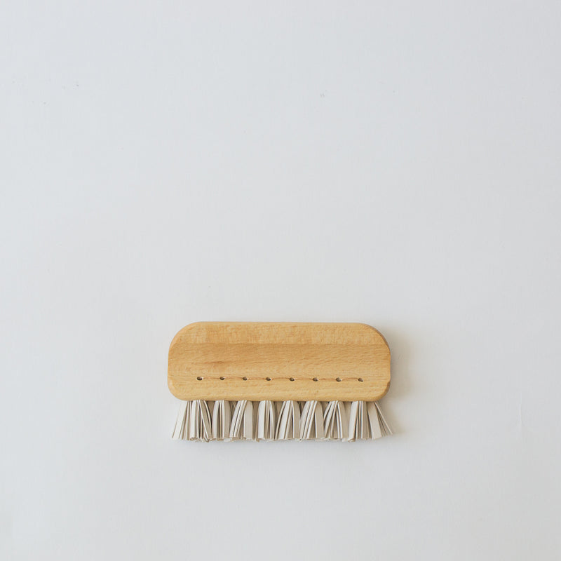 wire lint brush